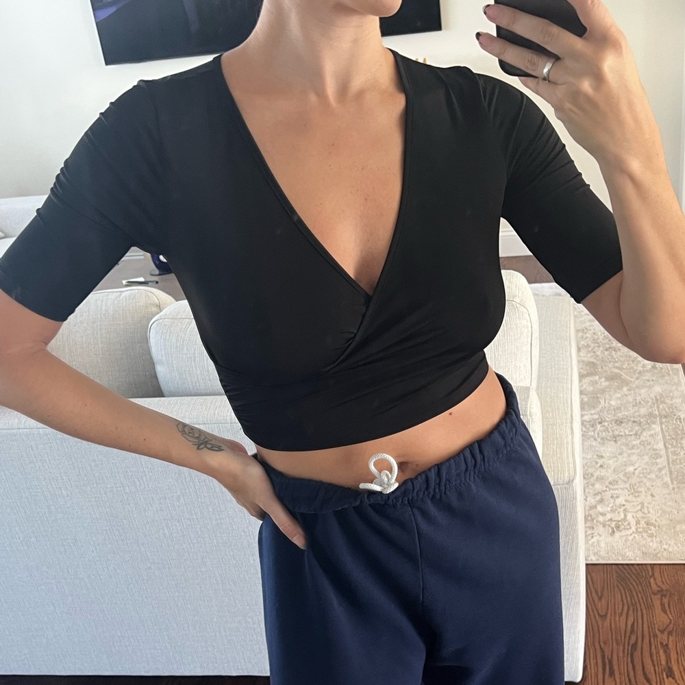 Black crop top